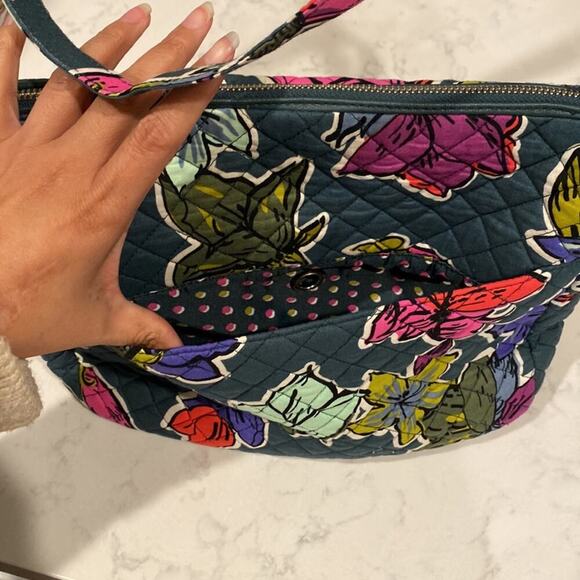 Vera Bradley Carson Falling Flowers quilted crossbody shoulder adjustable bag - Picture 11 of 16